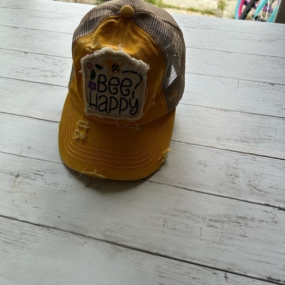 C.C Criss-Cross
Elastic Band Distressed Embroidered hat - Picture 4 of 6